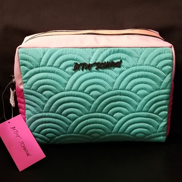 Betsey Johnson Handbags - 👝Makeup/travel bag by Betsey